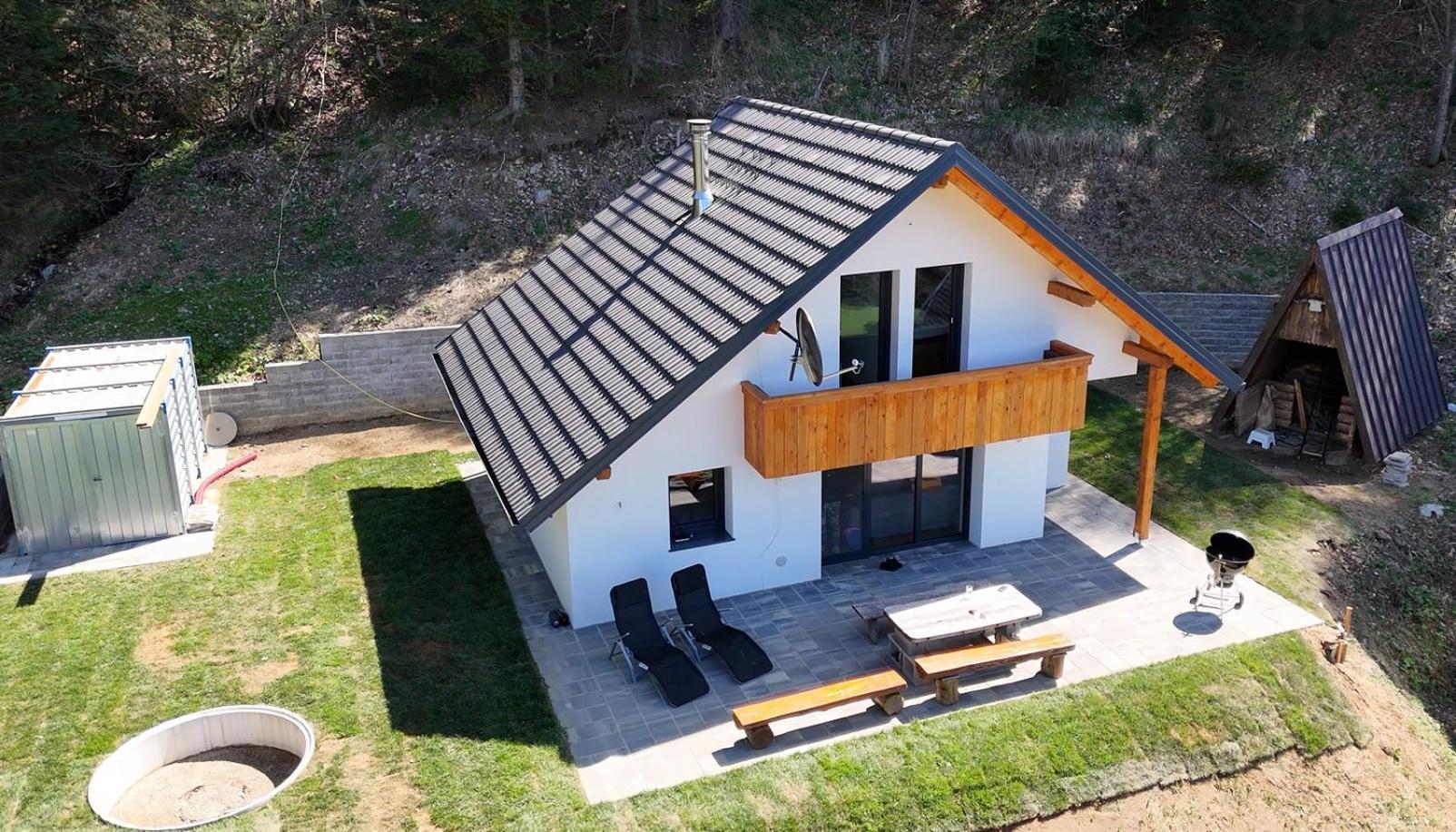 Span Cottage 예세니체 외부 사진